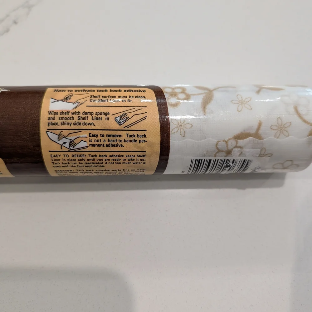 Vintage 1978 Rubbermaid White Floral Shelf Liner with Tack Back Adhesive Set/2